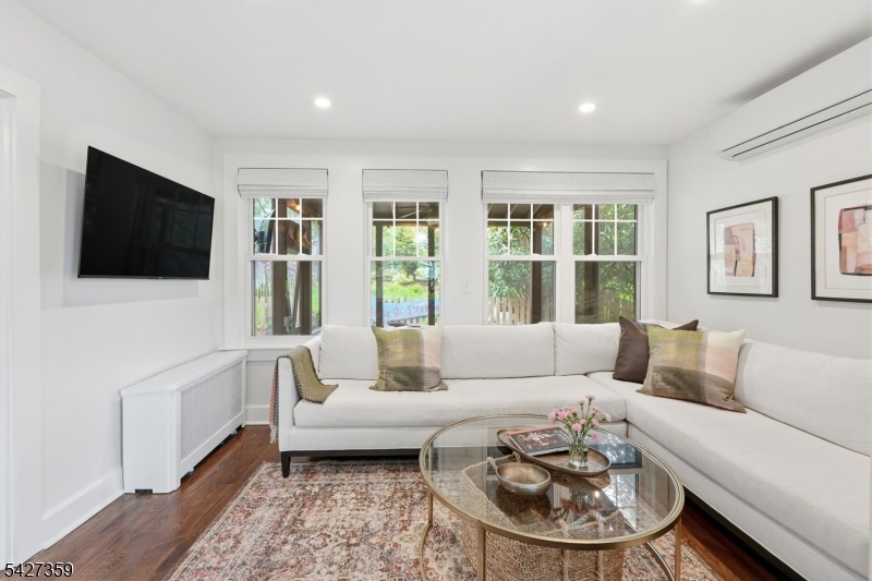 36 Kendal Ave