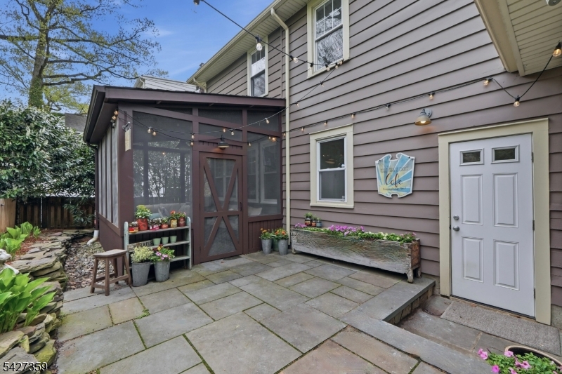 36 Kendal Ave