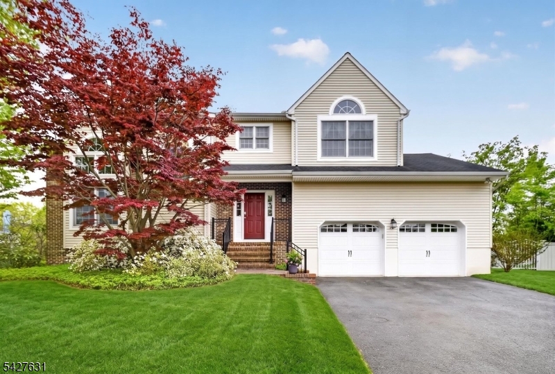 44 Fisher Dr