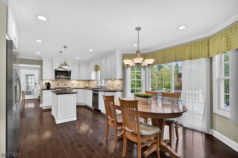 44 Fisher Dr