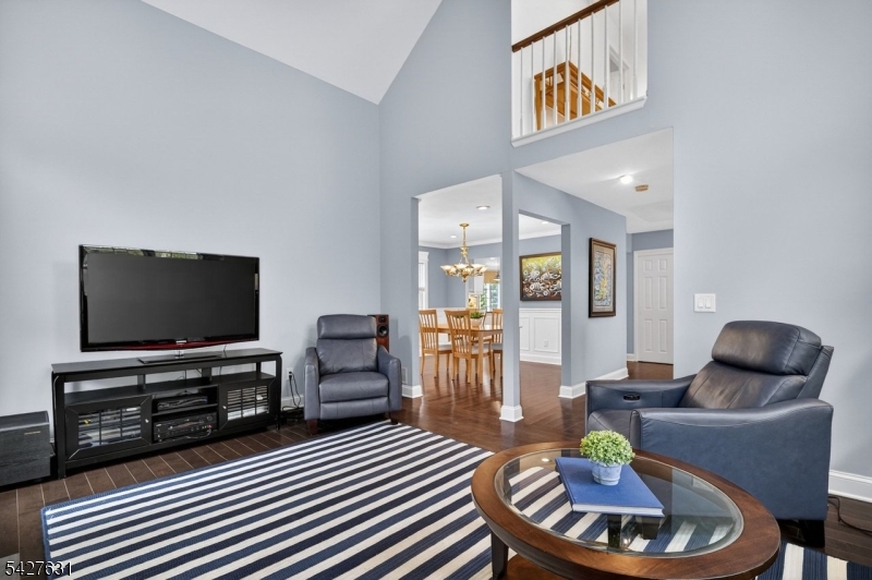 44 Fisher Dr