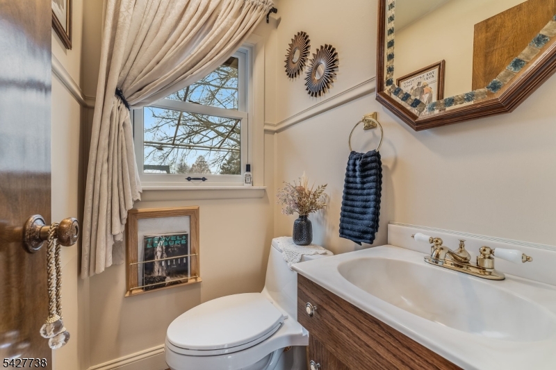 106 Liggett Blvd