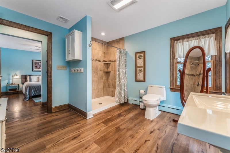 106 Liggett Blvd