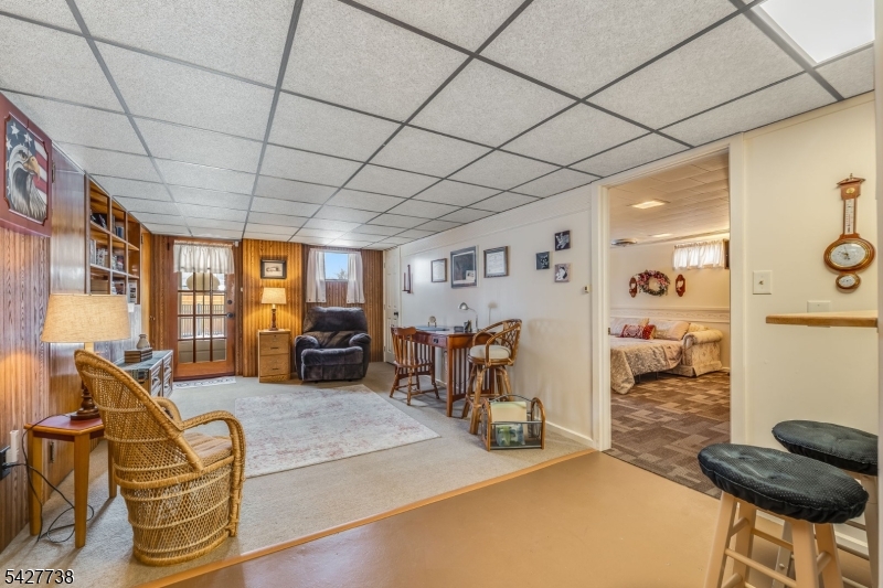 106 Liggett Blvd