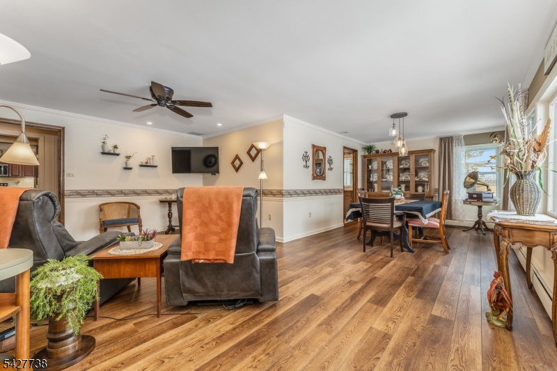 106 Liggett Blvd