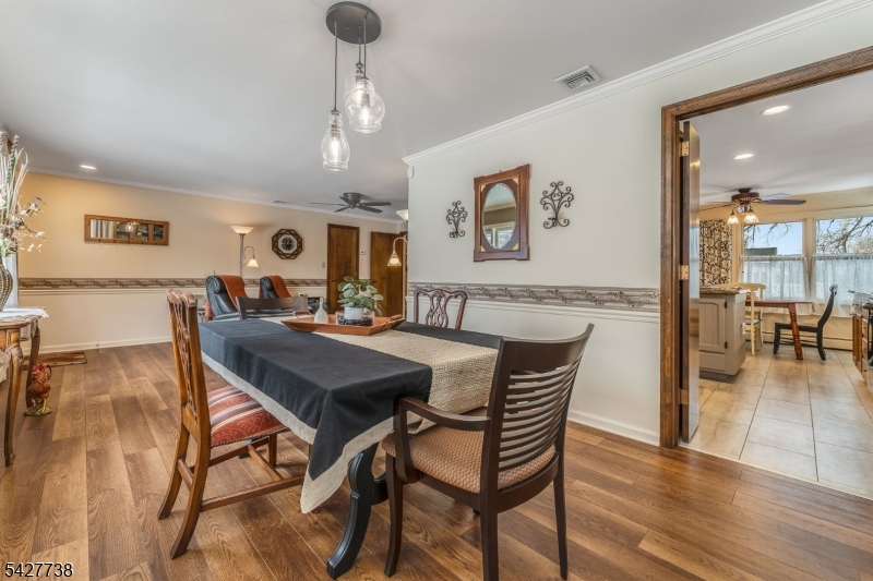 106 Liggett Blvd