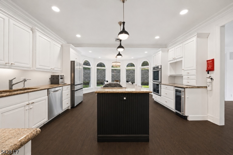 228 Highland Ave