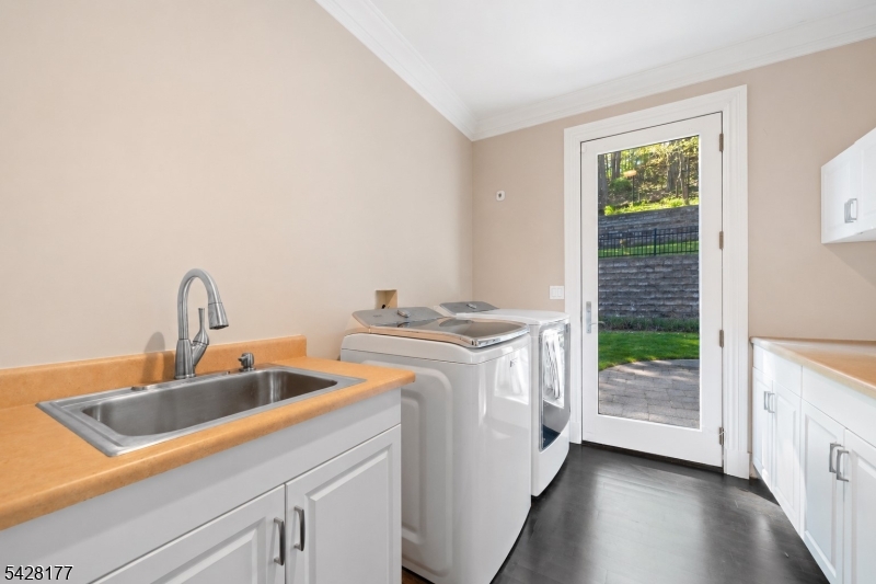 228 Highland Ave