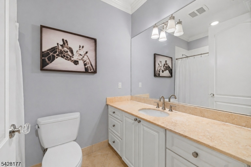 228 Highland Ave