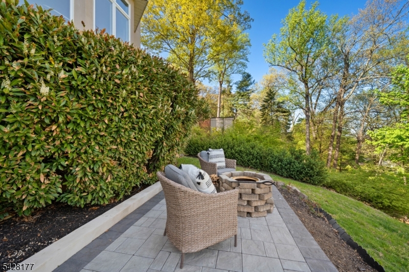 228 Highland Ave