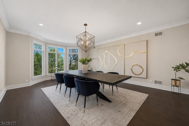 228 Highland Ave