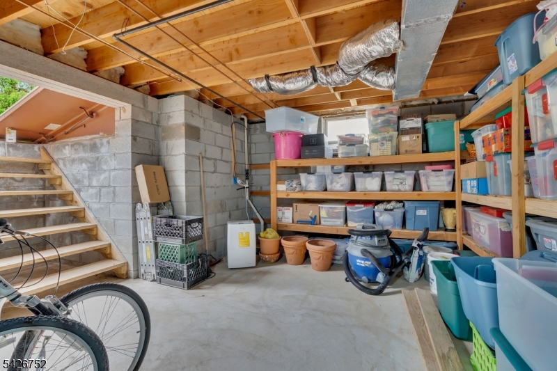 617 Van Liew Ct