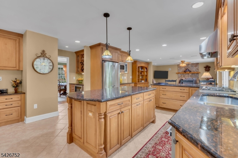 617 Van Liew Ct