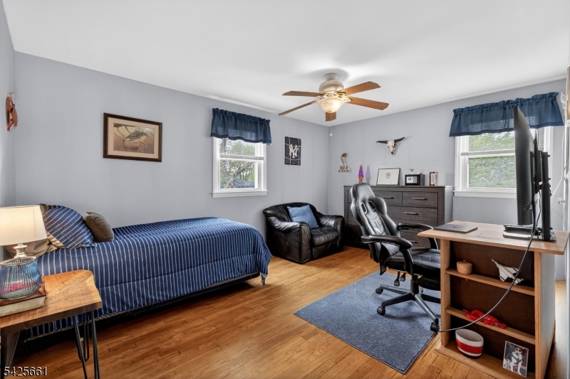 7 Spier Dr