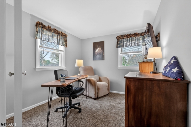 7 Spier Dr