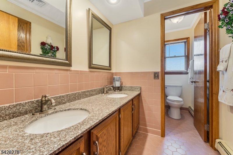 10 Chestnut Ave