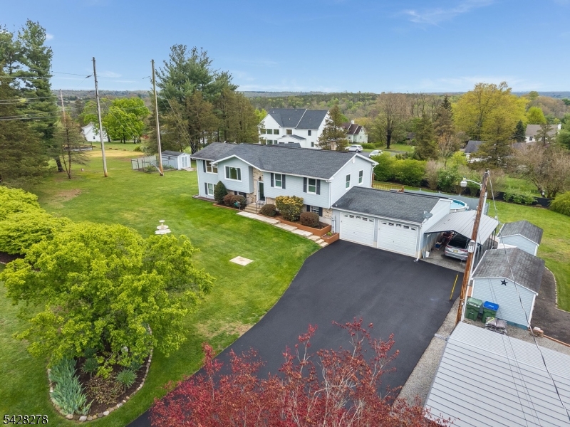 10 Chestnut Ave