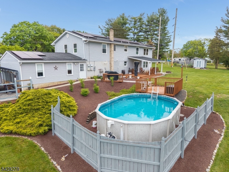 10 Chestnut Ave