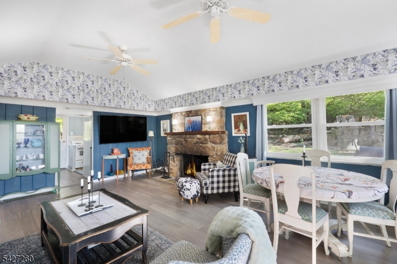 81 Turtleback Road