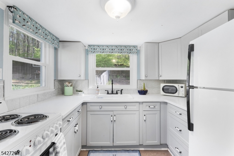 81 Turtleback Road