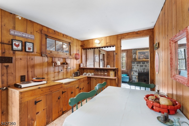 81 Turtleback Road