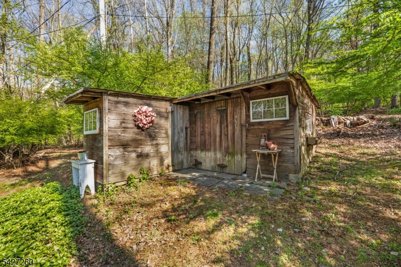 81 Turtleback Road