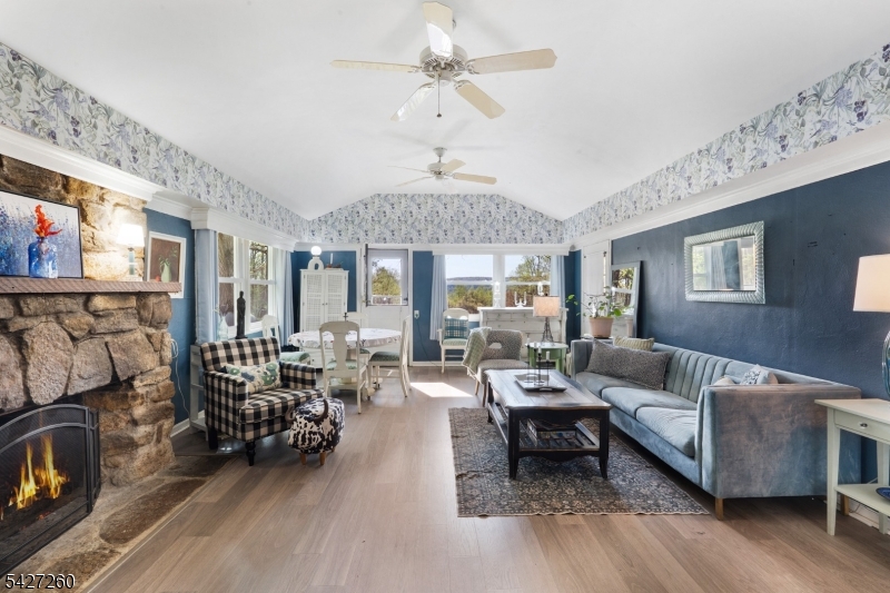81 Turtleback Road