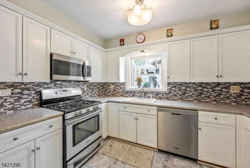 115 Claremont Ter