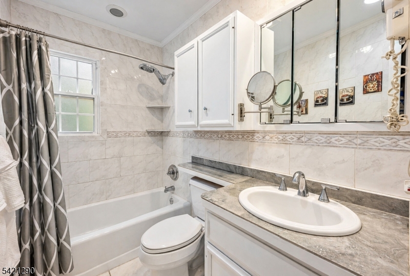 115 Claremont Ter