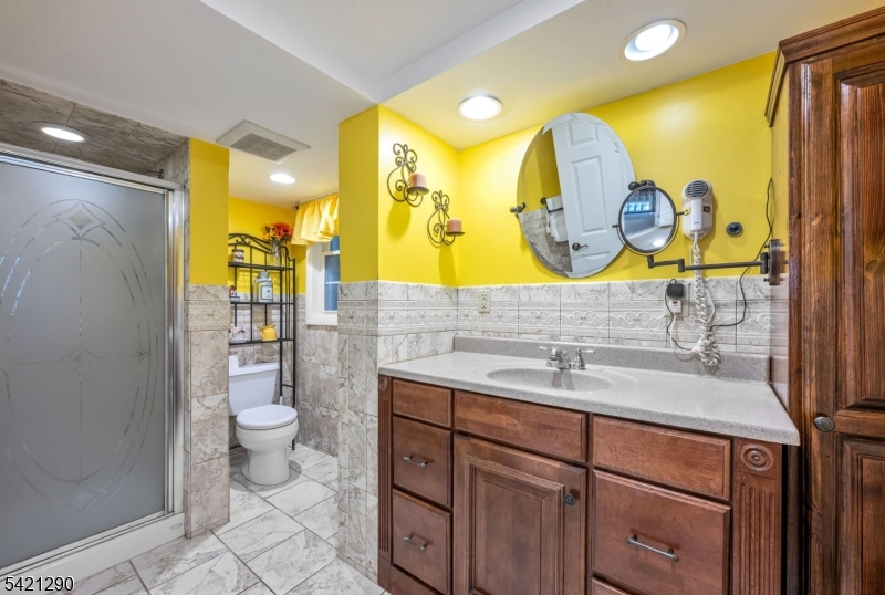 115 Claremont Ter