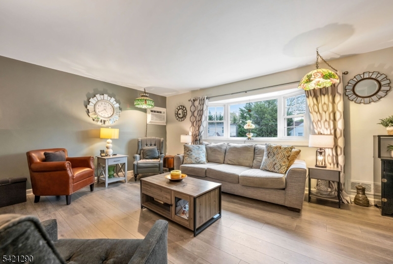 115 Claremont Ter