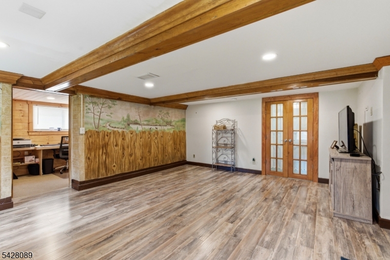 52 Cascade Way