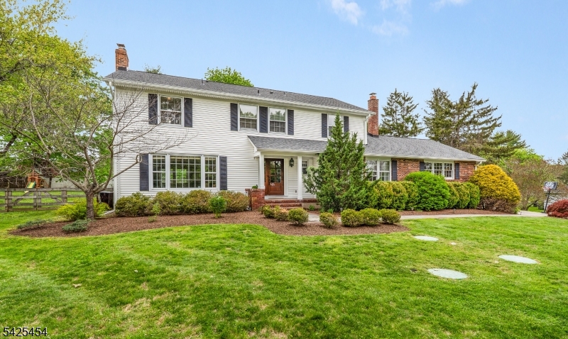 13 Cherry Ln