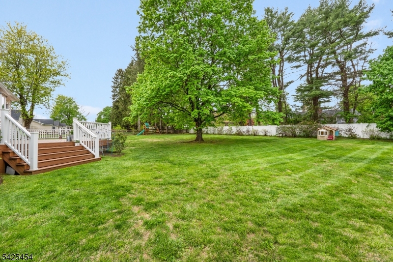 13 Cherry Ln
