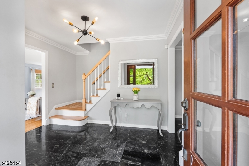 13 Cherry Ln