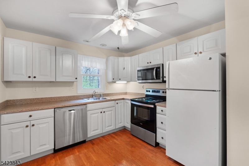 26 TAMARACK RD.