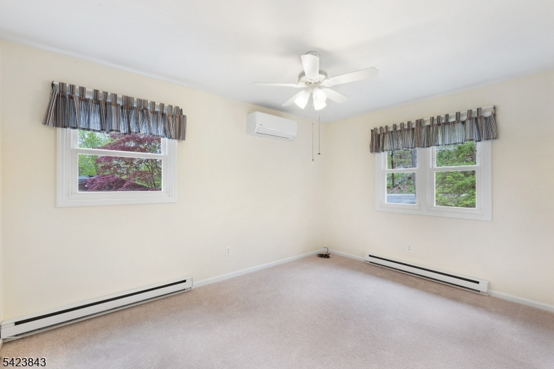 26 TAMARACK RD.