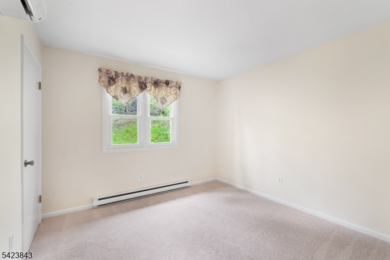 26 TAMARACK RD.