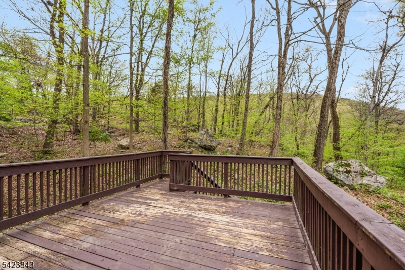 26 TAMARACK RD.