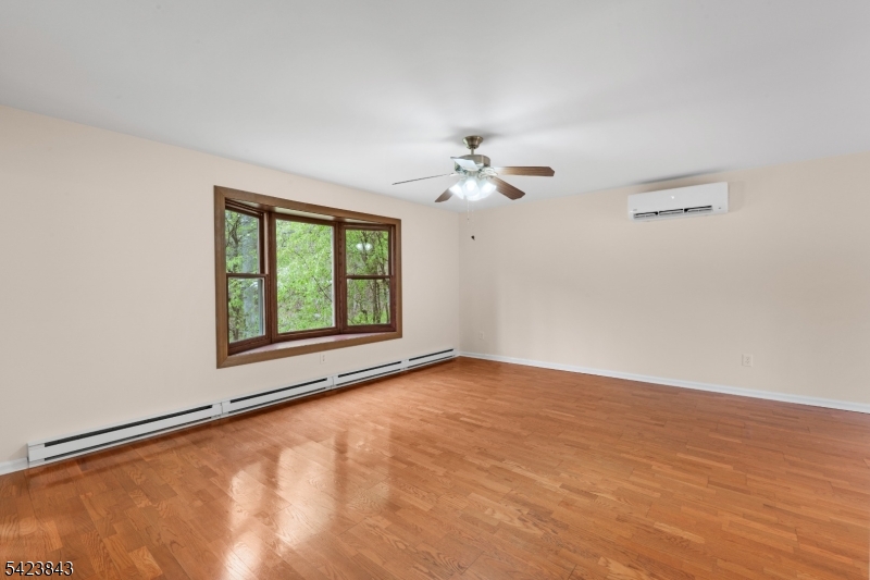 26 TAMARACK RD.