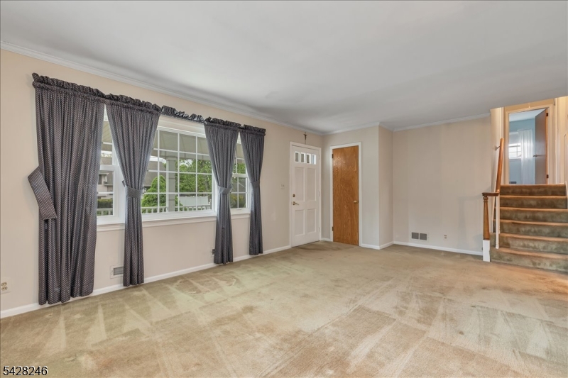 27 Fraley Dr
