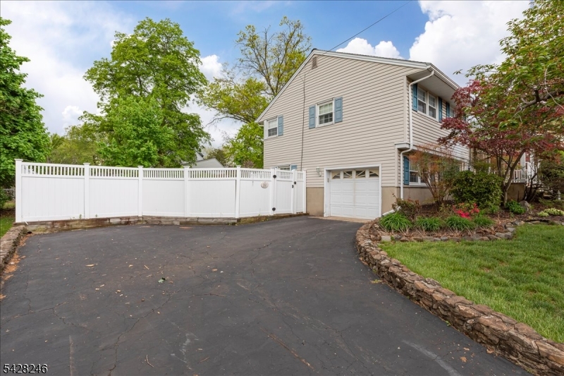 27 Fraley Dr