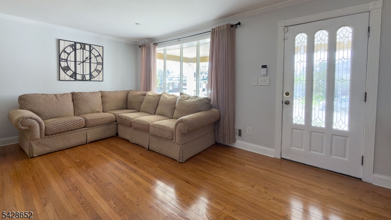 28 Noel Dr