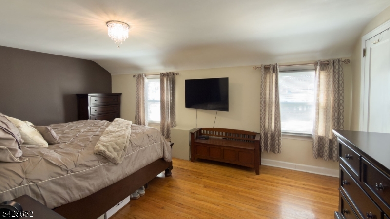 28 Noel Dr