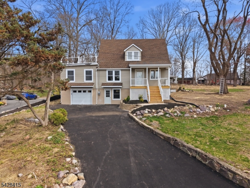4 Hillside Rd