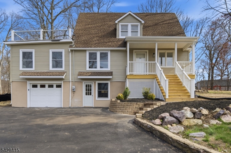 4 Hillside Rd