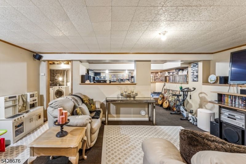 100 Juliette St