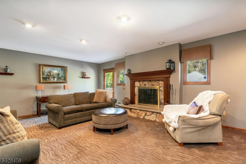 55 Janelle Ct