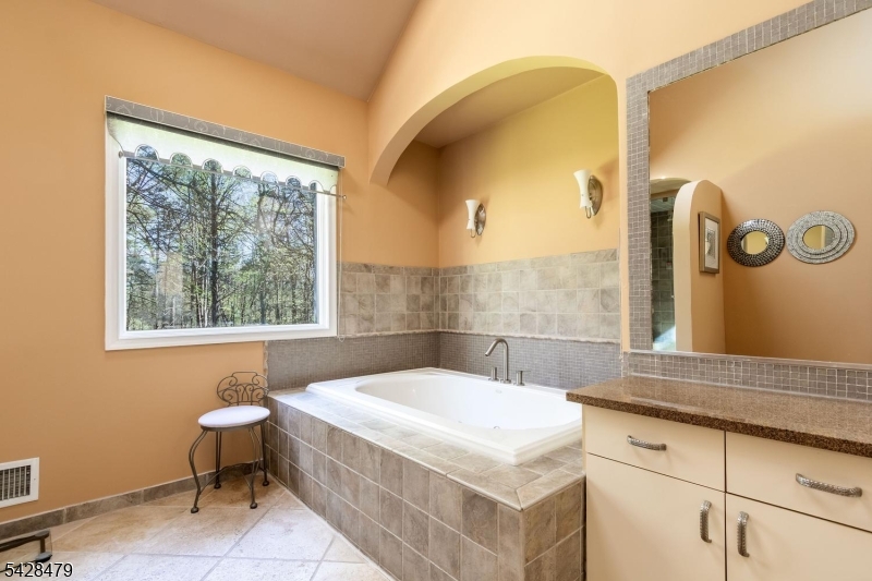 55 Janelle Ct