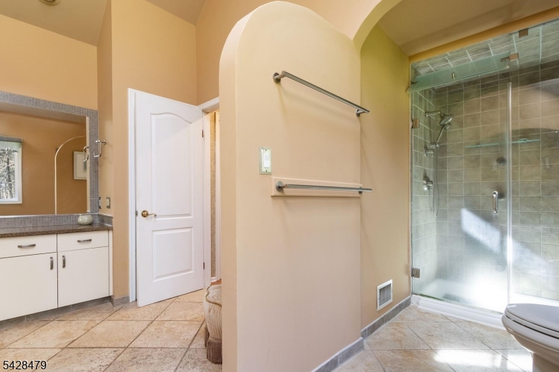 55 Janelle Ct